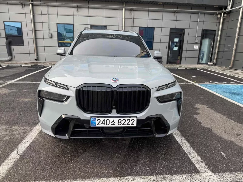 BMW X7