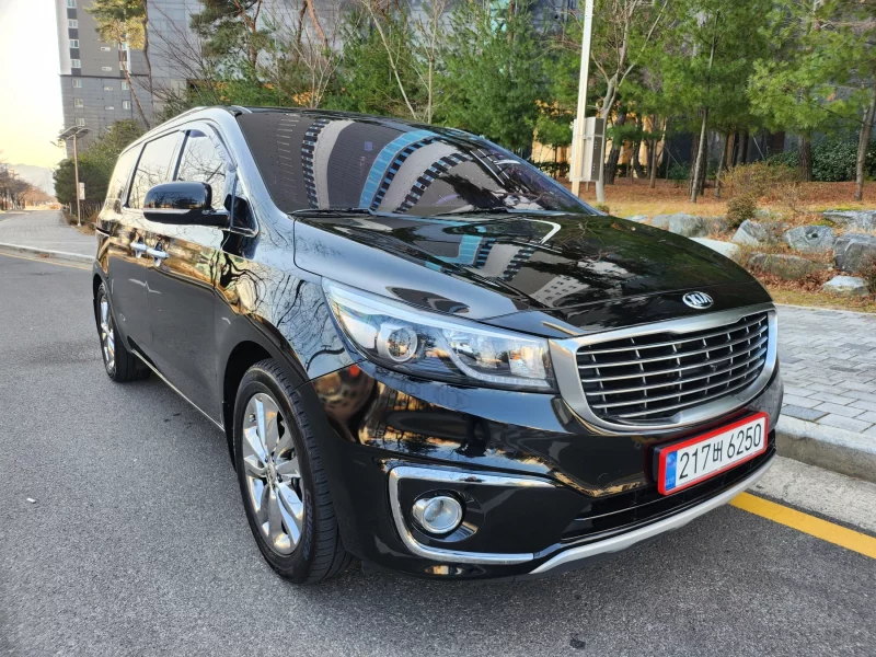 Kia Carnival