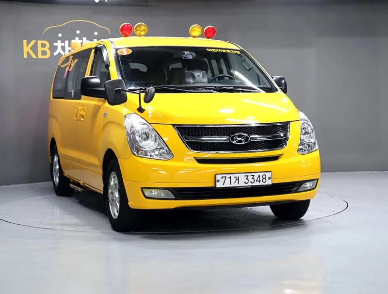 Hyundai Starex