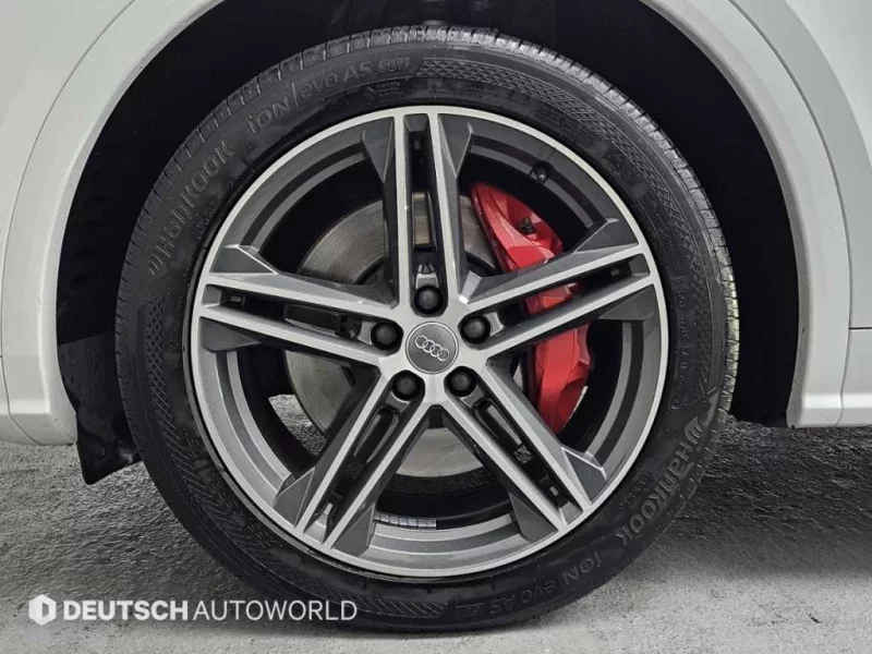 Audi SQ5