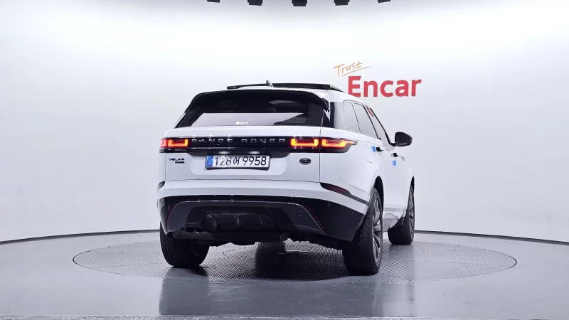 Land Rover RANGE ROVER VELAR