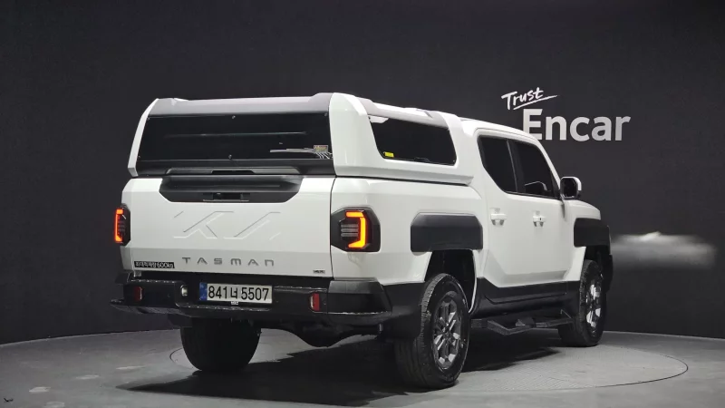 Kia Tasman