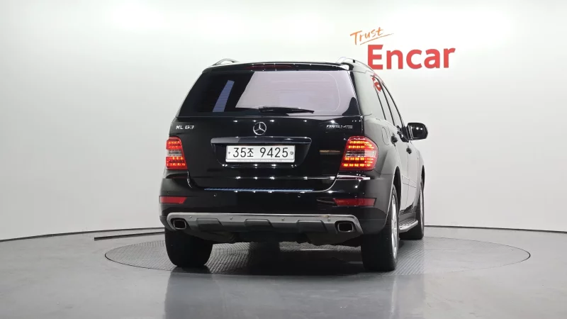 Mercedes-Benz M-class