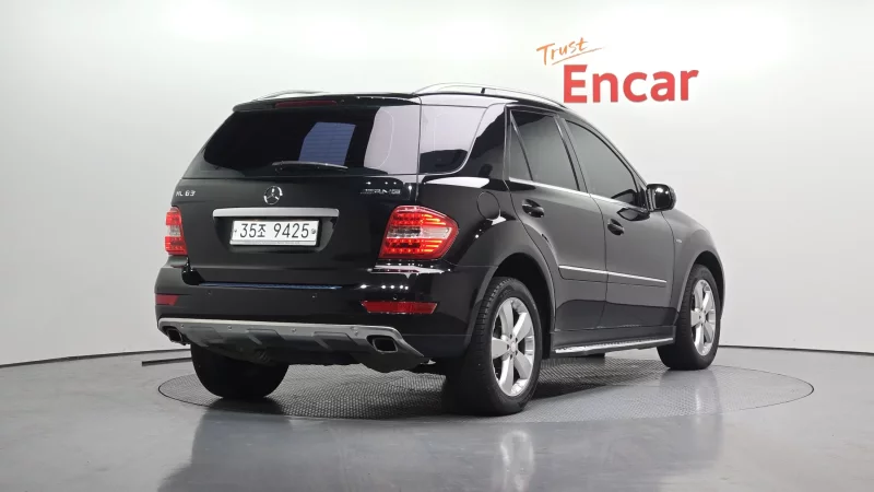 Mercedes-Benz M-class