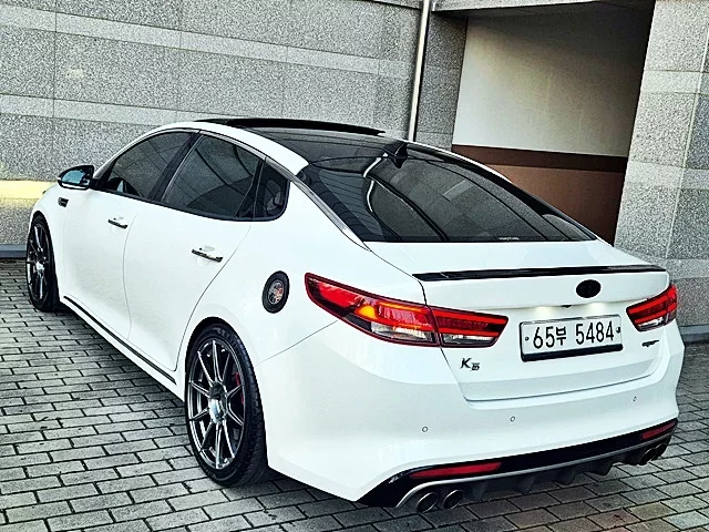 Kia K5