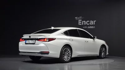 Lexus ES300h