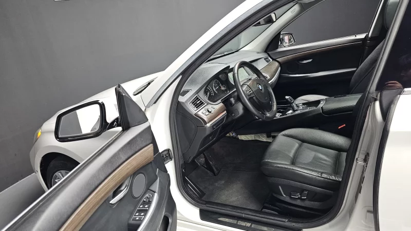 BMW 5-Series Gran Turismo