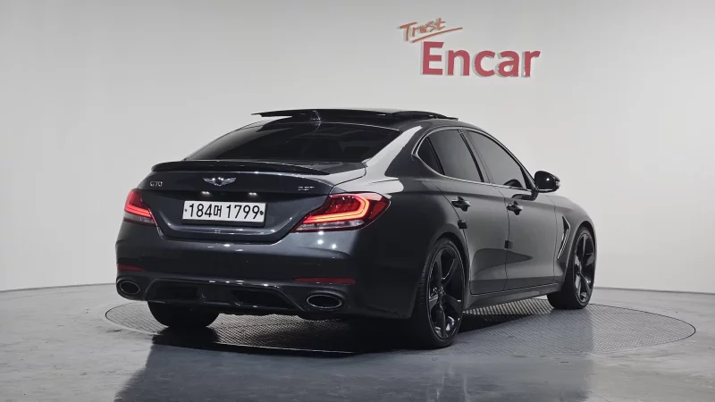 Genesis G70