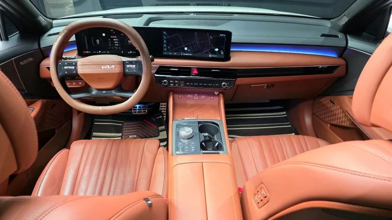 Kia K8