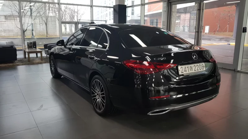 Mercedes-Benz C-Class