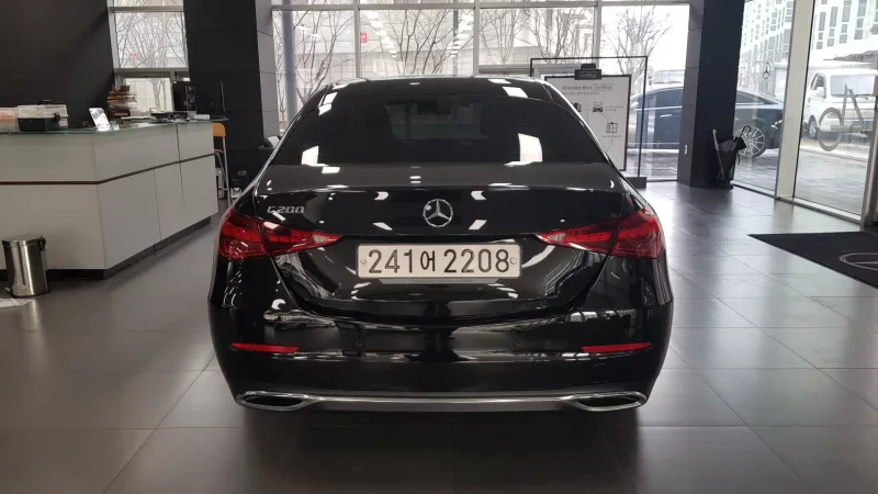 Mercedes-Benz C-Class