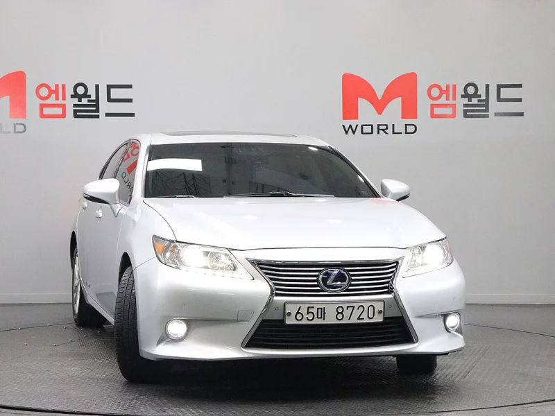 Lexus ES300h