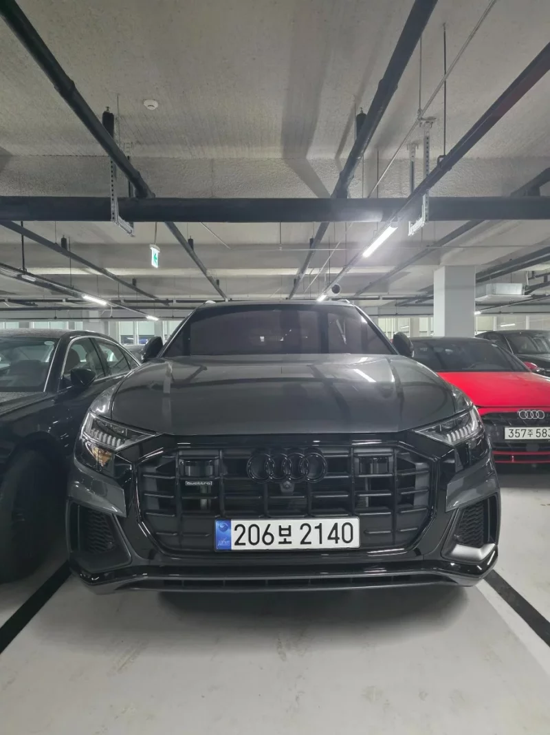 Audi Q8