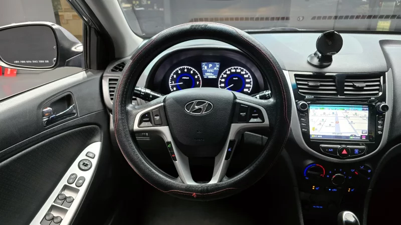 Hyundai Accent
