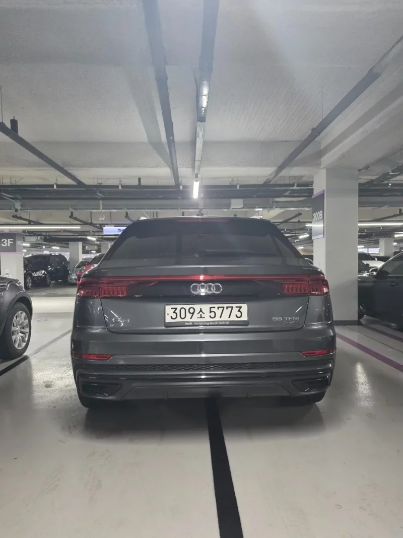 Audi Q8