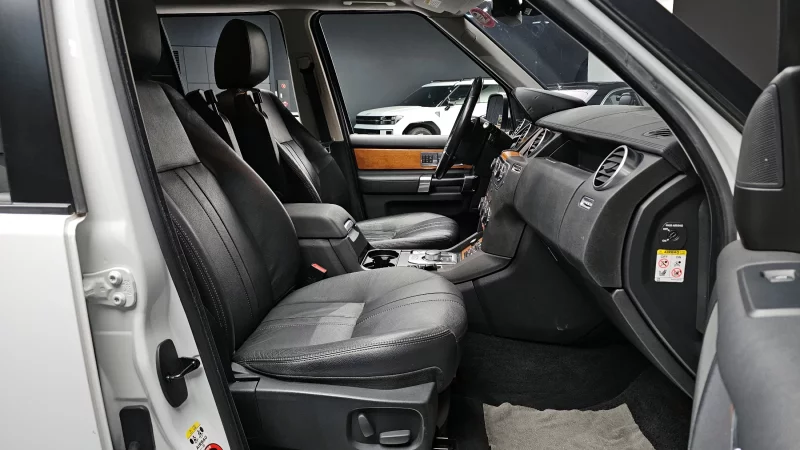 Land Rover DISCOVERY