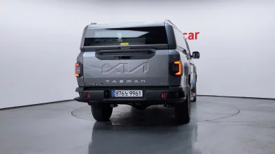 Kia Tasman