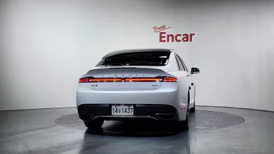 Lincoln MKZ