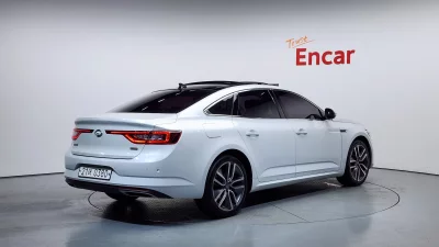 Renault SM6