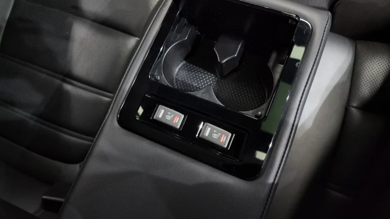 Renault SM6