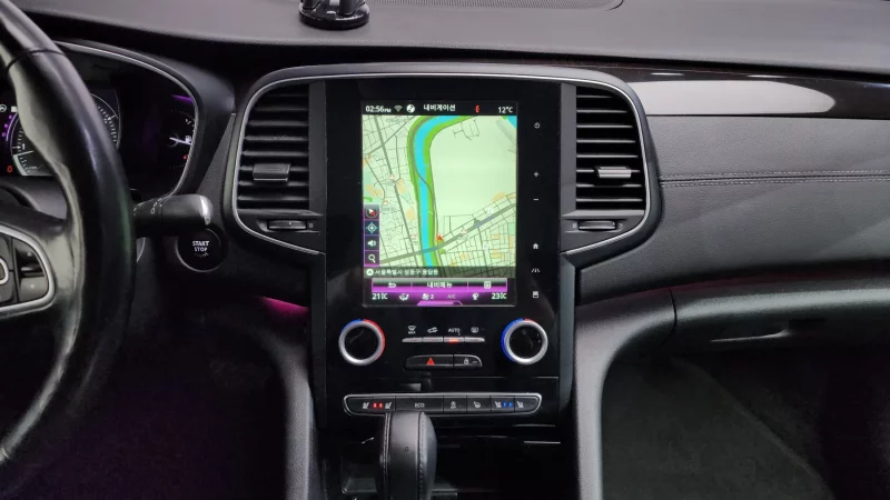 Renault SM6
