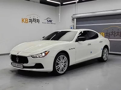 Maserati GHIBLI