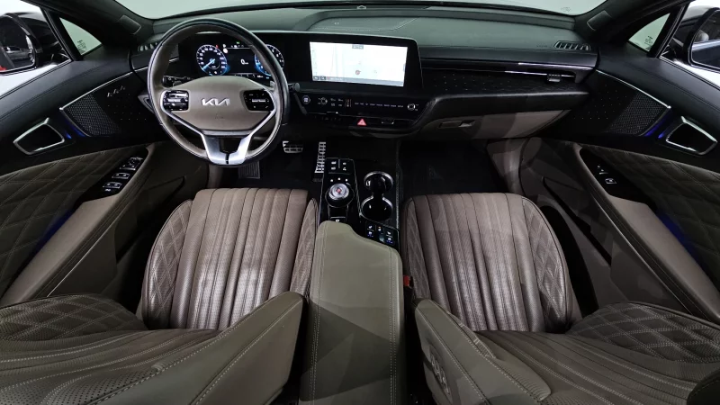 Kia K8