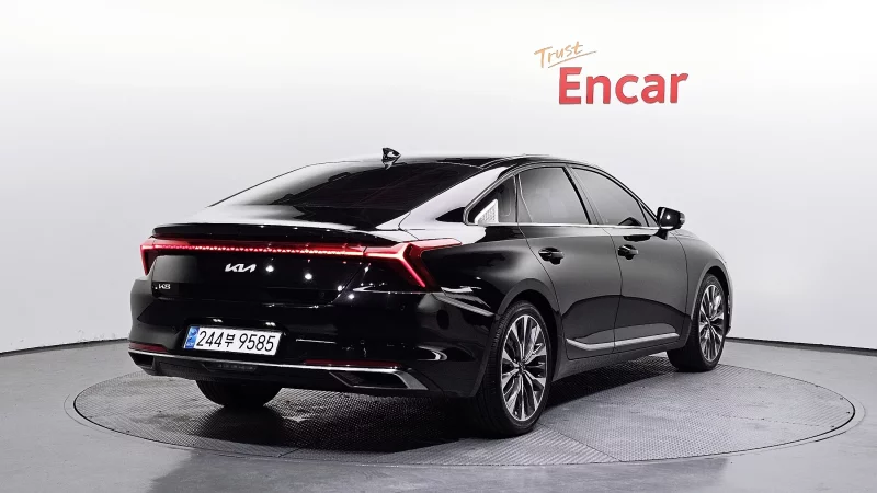 Kia K8
