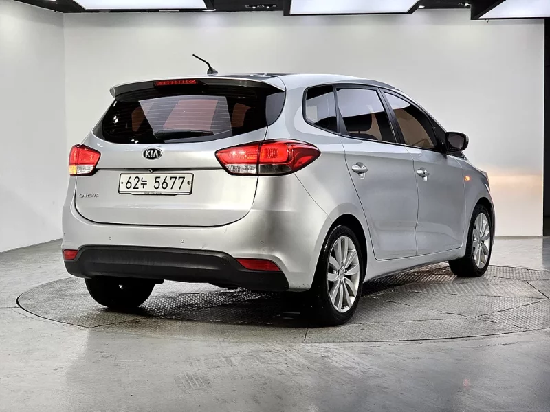 Kia Carens