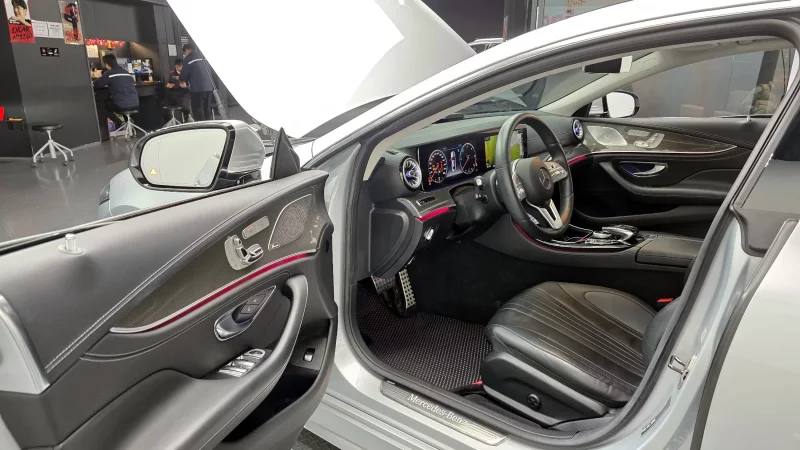 Mercedes-Benz CLS-Class