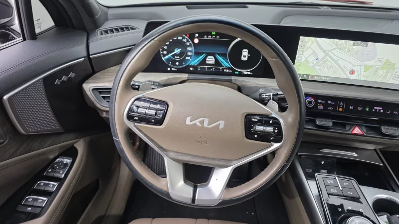 Kia K8