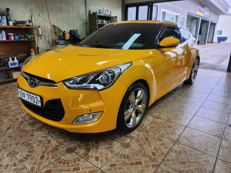 Hyundai Veloster
