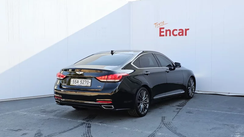 Hyundai Genesis