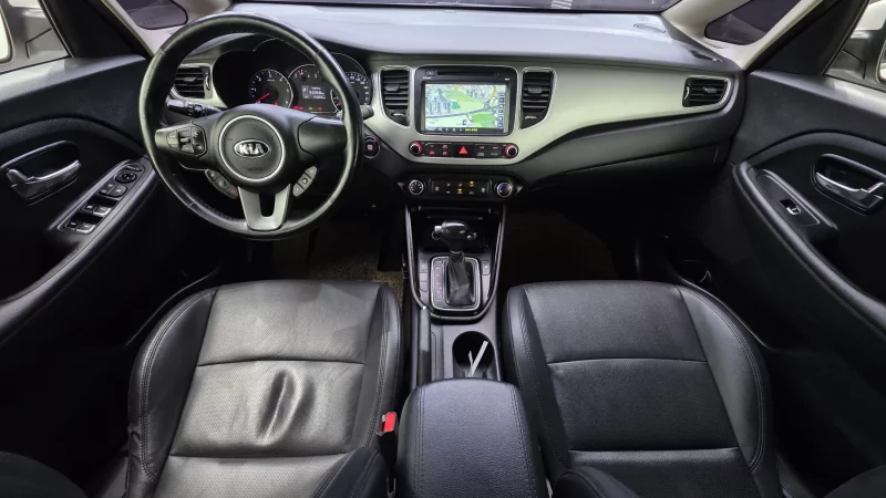 Kia Carens
