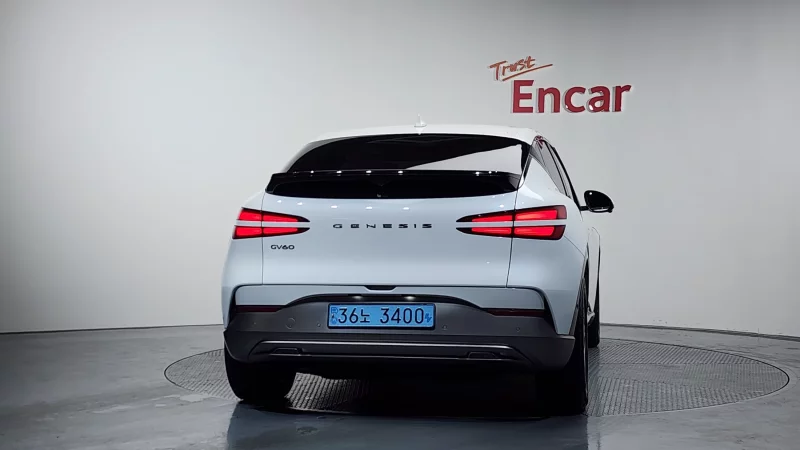 Genesis GV60