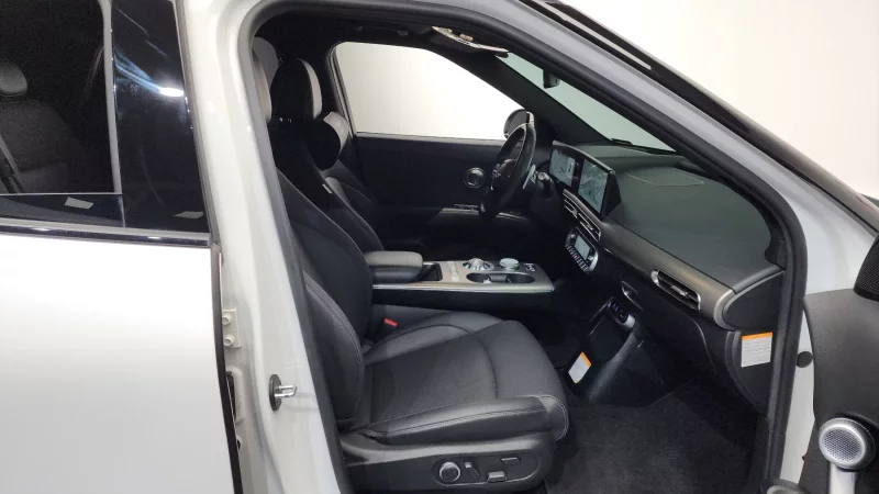 Genesis GV60