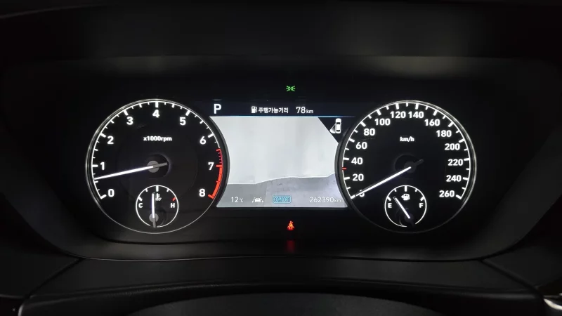 Genesis G90