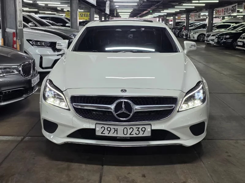 Mercedes-Benz CLS-Class