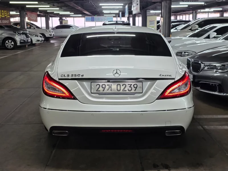 Mercedes-Benz CLS-Class
