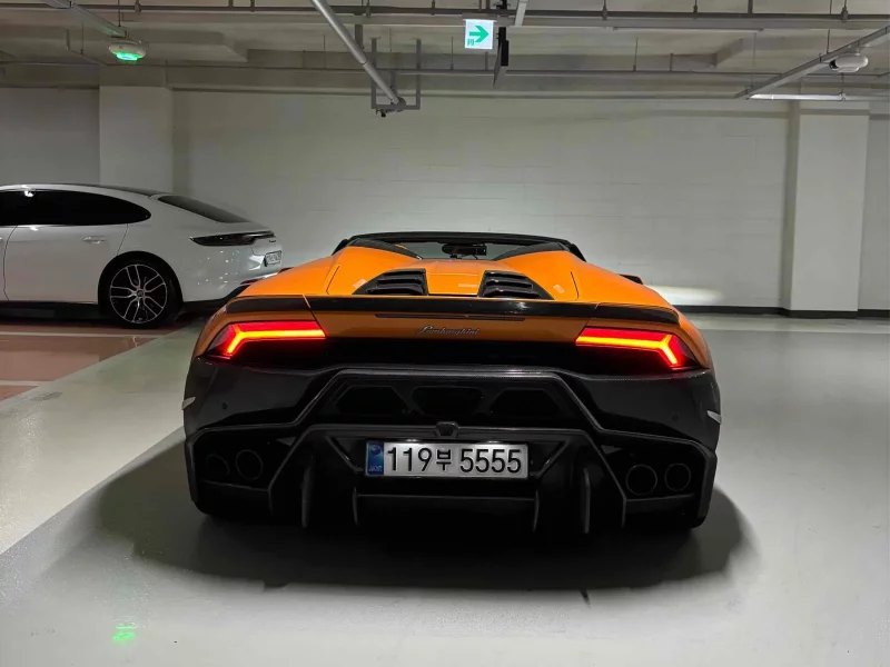 Lamborghini HURACAN