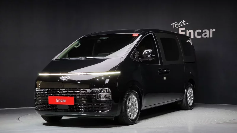Hyundai Staria