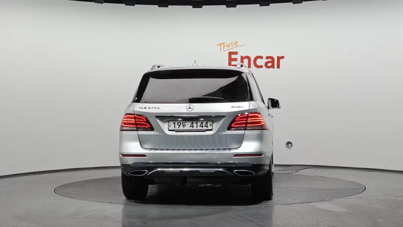 Mercedes-Benz GLE-Class