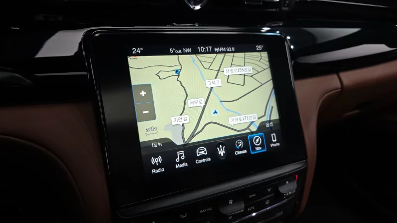 Maserati QUATTROPORTE