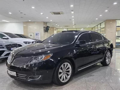 Lincoln MKS