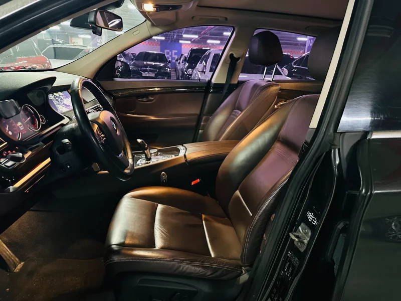 BMW 5-Series Gran Turismo