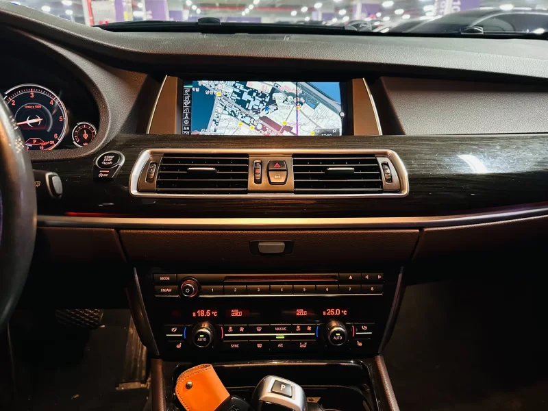 BMW 5-Series Gran Turismo