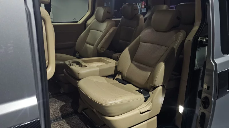 Hyundai Starex