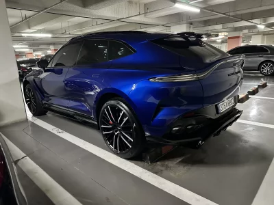 Aston Martin DBX