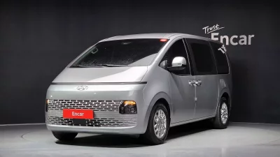 Hyundai Staria