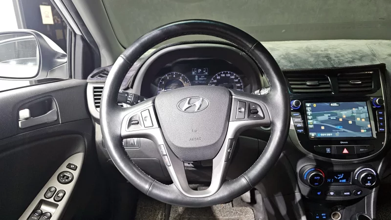 Hyundai Accent